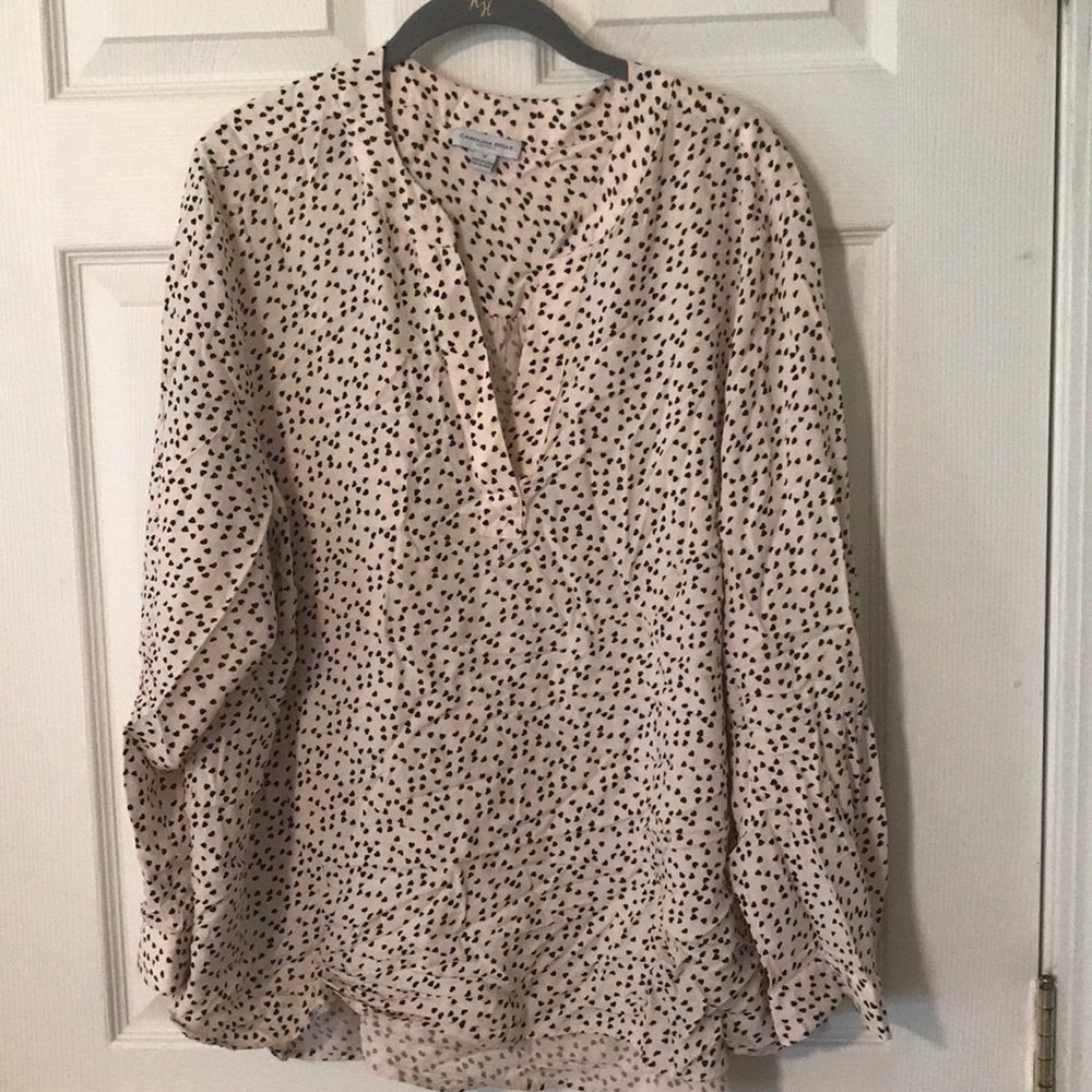 Pink and black blouse with hearts